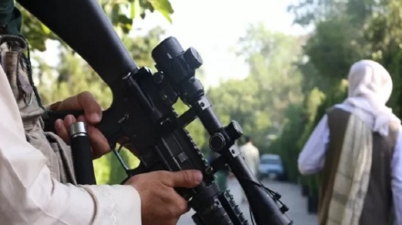 Sesama Anggota Taliban Baku Tembak, Lima Warga Sipil Afghanistan Tewas