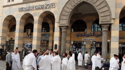 L'Hajj, pellegrini iraniani entrano alla Mecca