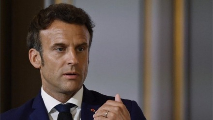 Mali, la giunta militare attacca Macron
