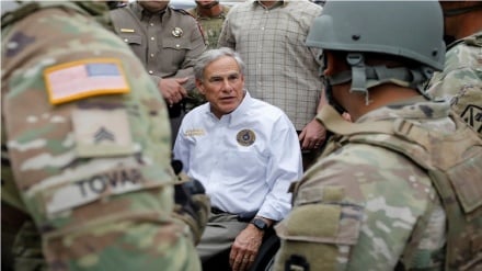 Strage migranti in Texas, Abbott: è colpa di Biden 