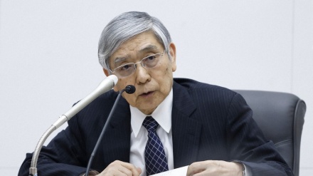 日銀総裁が金融緩和策維持決定、「大規模緩和策を維持」