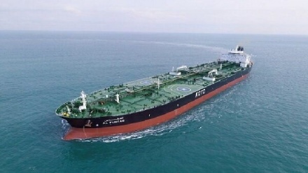 הועצמה האיראנית: מכלית תוצרת איראן הועברה לידי נשיא ונצואלה