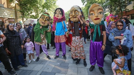 Festival Teater Anak dan Remaja Internasional ke-27 di Hamedan Dimulai (2)