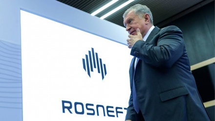 Direktur Rosneft: Negara-Negara Eropa sedang Bunuh Diri