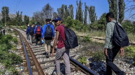 Frontex, triplicati ingressi illegali in Ue via Balcani