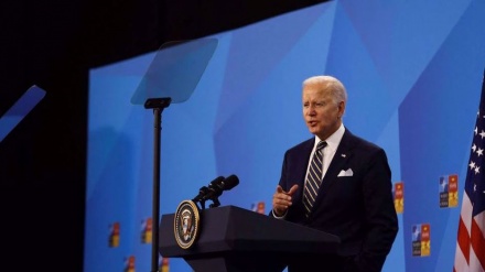  Biden: US will send $800 million in more military aid to Ukraine 