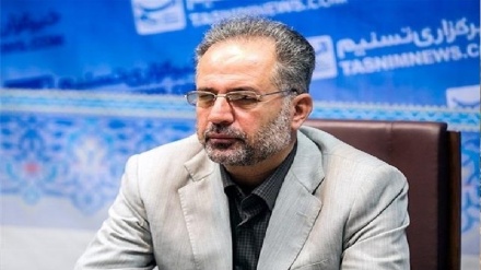 דיפלומט לשעבר: 