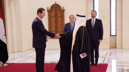 Bahraini ambassador submits credentials to Syrian president in diplomatic overture to Damascus