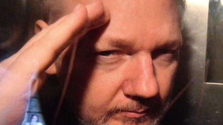 Ukraine: coup fourré de sa Majesté!