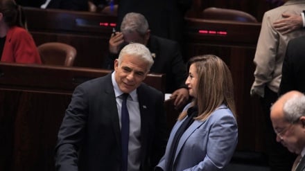 זועבי: לפיד הסכים לבנות 2 כפרים פלסטיניים חדשים