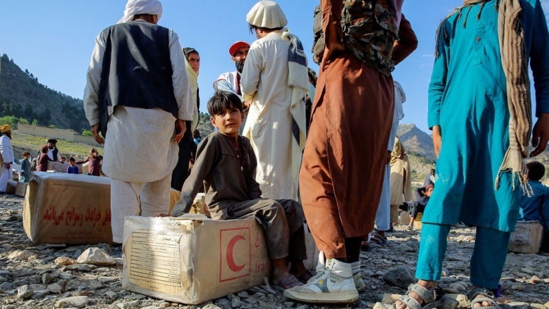 هلال احمر ایران در خط مقدم کمک به زلزله‌زدگان افغانستان