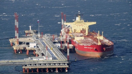 Petrolio, accordo OPEC per aumento produzione