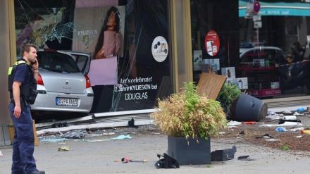 רכב דרס קבוצת אנשים בברלין: מורה נהרגה, תלמידים נפצעו