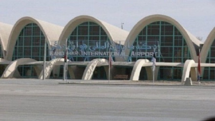 جمعی از کارکنان فرودگاه قندهار استعفا کردند 