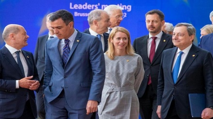 Sì alla candidatura Ue per Ucraina e Moldavia