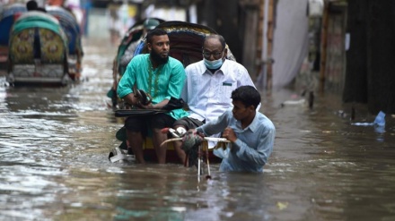 भारत और बांग्लादेश में भारी बारिशों से कम से कम 41 लोगों की मौत