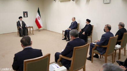 ایران در آئینه هفته ((دیدار رهبر معظم انقلاب اسلامی با رئیس‌ جمهوری قزاقستان ،نشست سران کشورهای گروه بریکس))