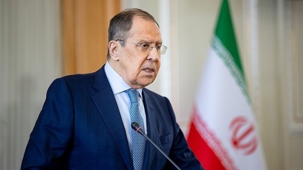 Russia, Lavrov: inaccettabili le sanzioni unilaterali imposte all'Iran