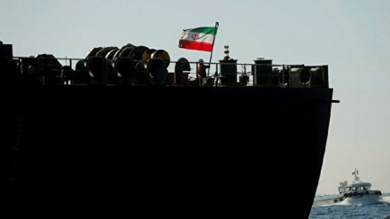 Прибытие третьего иранского танкера в сирийский порт Баниас