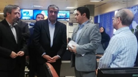 伊朗原子能组织主席参观Iran Press通讯社