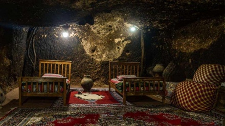 Turismo in Iran, alberghi costruiti nelle grotte