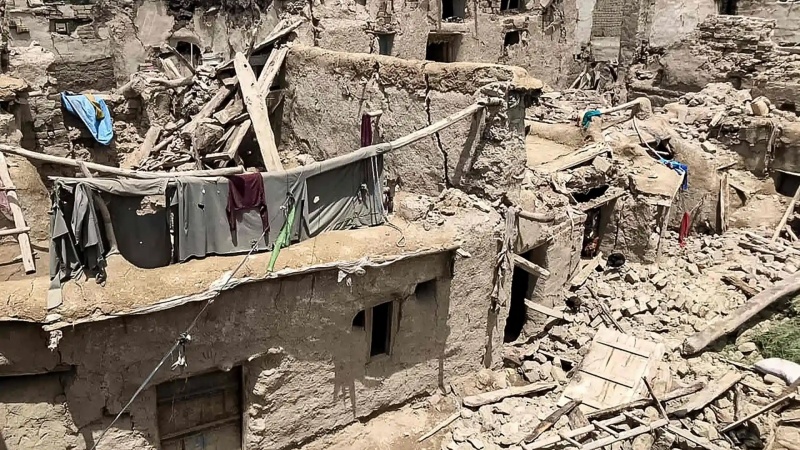 درخواست طالبان برای لغو تحریم‌های بانکی برای کمک به زلزله‌زدگان افغانستان