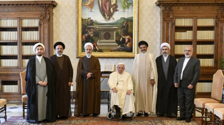 Temui Pemimpin Katolik Dunia, Kepala Hauzah Iran Sampaikan Pesan Rahbar