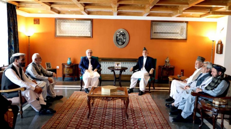 دیدار عبدالله عبدالله با شماری از مقامات حکومت پیشین پس از بازگشت به افغانستان