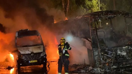 Dy autobusë u dogjën në jug të Tel Avivit