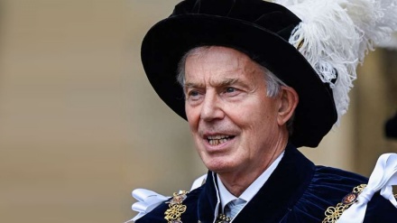 'Penjahat Perang' Tony Blair Dianugerahi Gelar Bangsawan