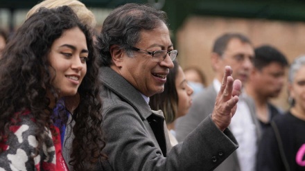 コロンビア大統領選、ペトロ氏が勝利　同国初の左派政権誕生へ