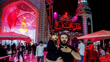 (FOTO) La prima sera di Muharram a Tehran - 2