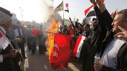 Bagdadi shpall zi kombëtare, digjet flamuri turk