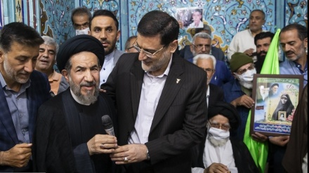 イラン最高指導者事務所代表が、山村さんの葬儀に参列
