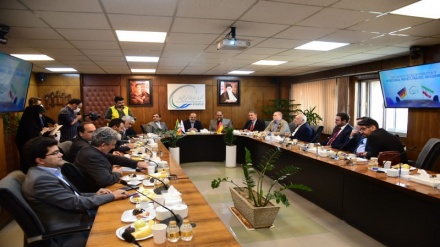 Ali Asgeri: Amerika'nın dünyaya olan yüksek borcu sır değil