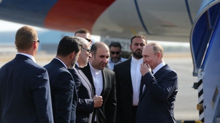 Putin arrives in Tehran for trilateral summit on Syria