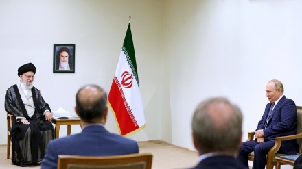पुतिन की तेहरान यात्रा पश्चिम विरोधी गठबंधन हैः टाइम्स