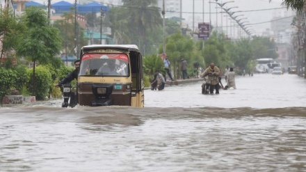 পাকিস্তানের করাচীর সর্বশেষ বন্যা পরিস্থিতি