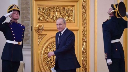 Poutine fermé l’agence juive!