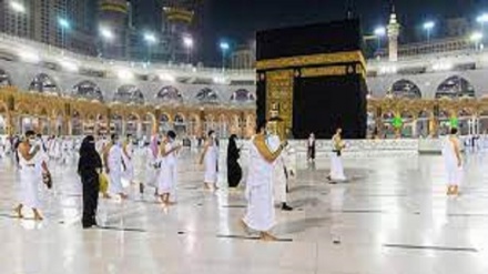 Perché durante il pellegrinaggio alla Mecca dobbiamo indossare l’ahram?