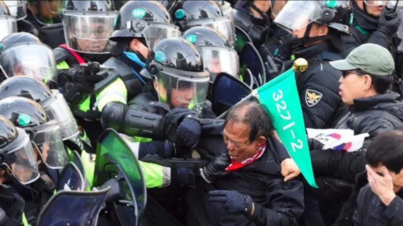 韓国で、「警察局」新設めぐり大統領と警察が対立