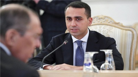 Di Maio accusa Russia della crisi politica italiana