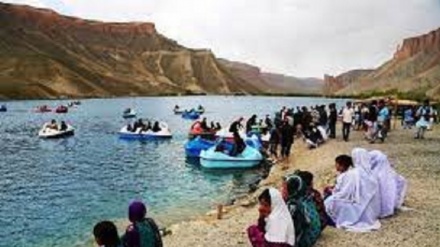 استقبال گردشگران از بند امیر افغانستان