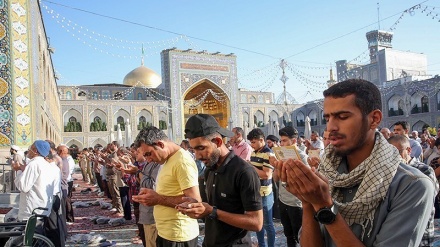 (FOTO) Preghiera Eid al-Qurban in Iran - 1