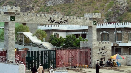 پاکستان مرز تورخم را باز هم بست 