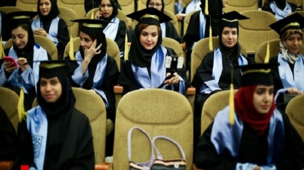 بنیاد حمایت از محصلان افغان: برای کاهش شهریه تحصیل در ایران تلاش می کنیم