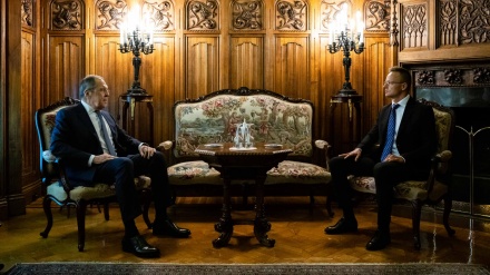 Lavrov: Kërkesa e Hungarisë për të blerë më shumë gaz nga Rusia do shqyrtohet