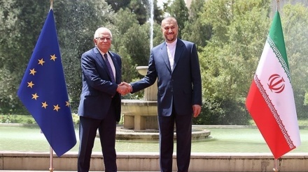 イラン外相、「イランは良好で強固な合意到達にむけ決意」