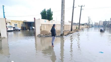 イラン南部で、洪水により17人が死亡
