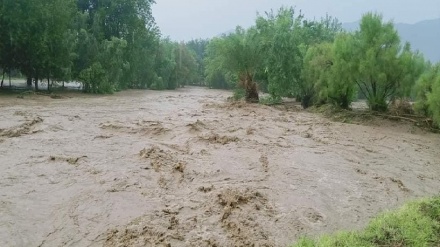 मध्यपूर्व में अभूतपूर्व वर्षा, बाढ़ से कई लोगों की जानें गईं